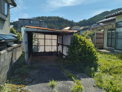 【駐車場】 | 岡谷市上ノ原 中古住宅④ | 駐車スペース