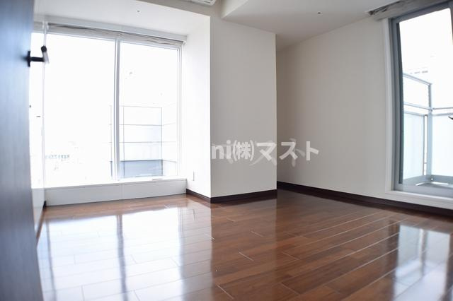 アステリオ北堀江ザ・メトロタワーの居間・リビング