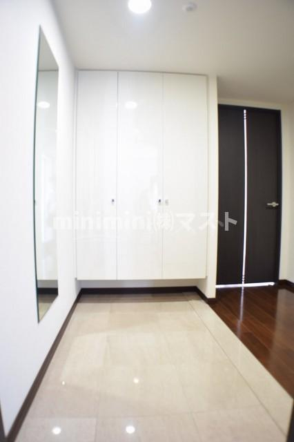 アステリオ北堀江ザ・メトロタワーの玄関