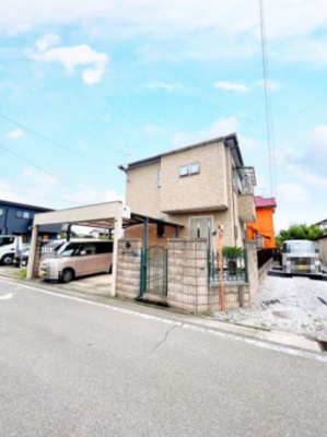 【外観】 | 矢中町　中古戸建 | ■築21年／鉄骨造／カーポート付き♪