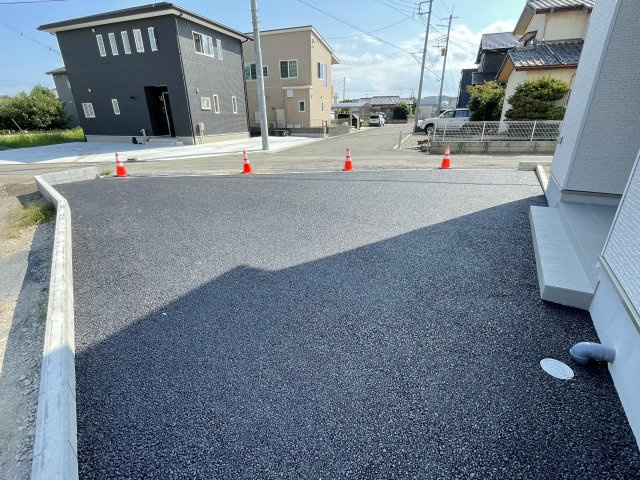 藤岡市藤岡第4（全2棟）1号棟の駐車場