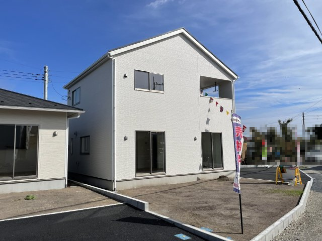 藤岡市藤岡第4（全2棟）1号棟の前面道路含む現地写真|建物完成済みでございます。お部屋のご内覧可能でございます。お気軽にお問合せ下さいませ(^▽^)/