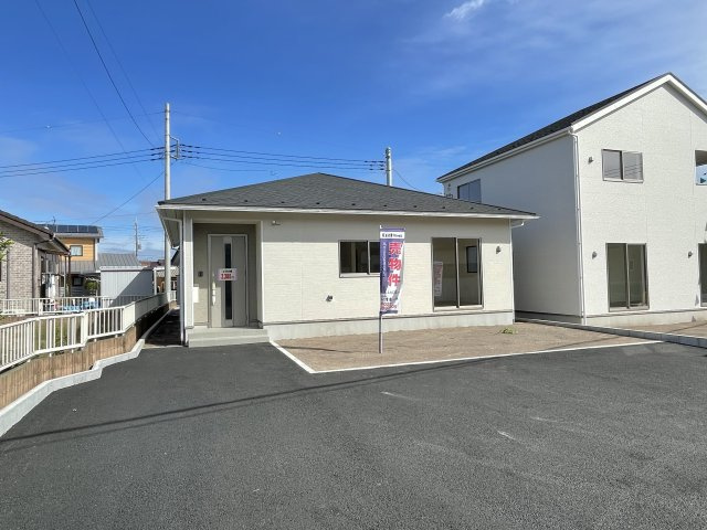 藤岡市藤岡第4（全2棟）2号棟の外観|建物完成済みでございます。お部屋のご内覧可能でございます。お気軽にお問合せ下さいませ(^▽^)/