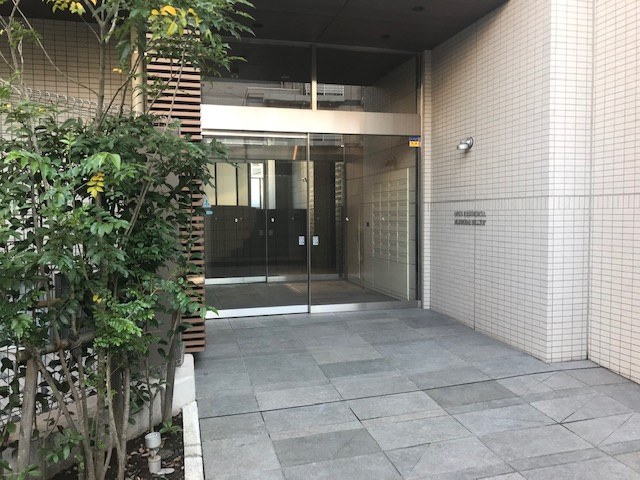 【エントランス】