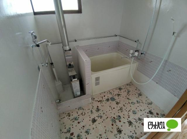 釧路市愛国東３丁目のアパートの浴室