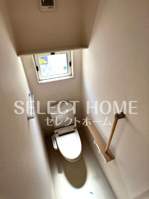 【トイレ】 | 伊賀新町戸建貸家B棟 | 落ち着いたトイレです同型タイプ