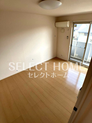 【寝室】 | 伊賀新町戸建貸家B棟 | 落ち着いて過ごせるお部屋なので、寝室にいかがでしょうか同型タイプ