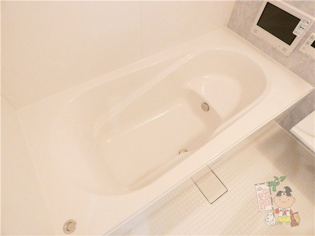 ホワイエ西川原の浴室