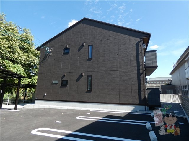 ホワイエ西川原