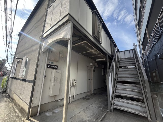 サンコーハイツのエントランス