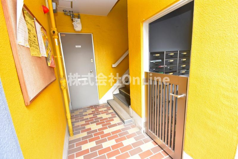 富士屋マンションのロビー