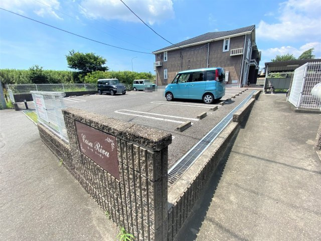カーサ　リーヴァの駐車場