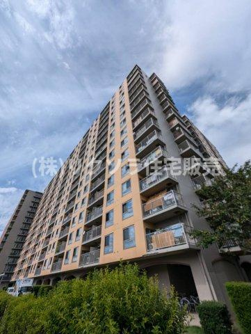 くずはセンチュリータウン6番館の外観|新しい生活にいかがでしょうか？外観はお住まいの顔になります。こだわりたいポイントですね。水回りリフォームやリノベーションも承ってます。
■現地見学・資金計画相談・住宅ローン相談もお問合せ受付中■