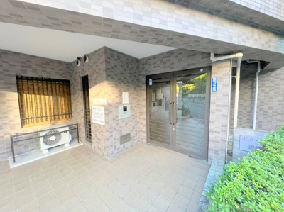 【エントランス】 | ボヌール錦織公園