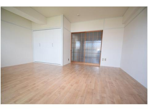 マンション和光の内装