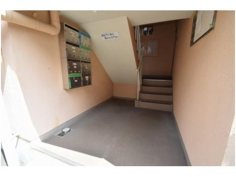 マンション和光のエントランス