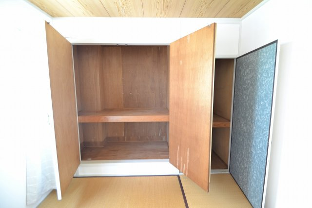 小松ビル２の収納