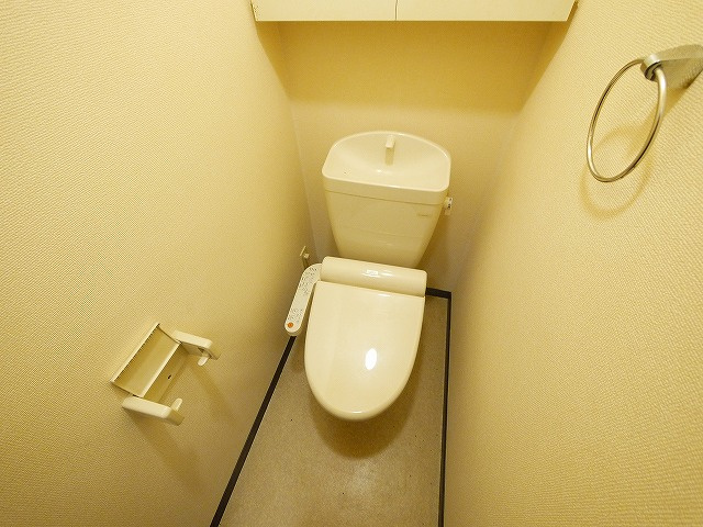 レオネクストサンシャイン岩室のトイレ|コンパクトで使いやすいトイレです