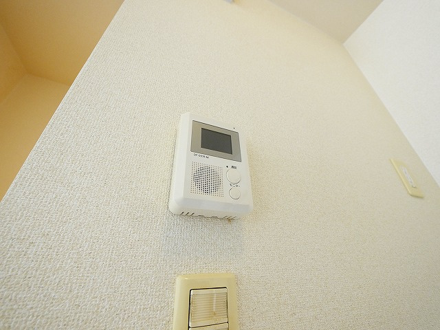 レオネクストサンシャイン岩室のセキュリティ|モニターホン付き