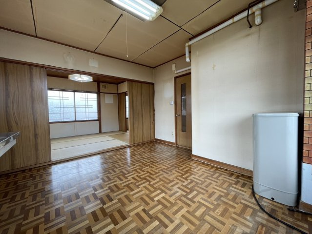 安彦ハイツの居間・リビング