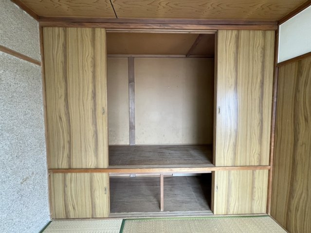 安彦ハイツの収納