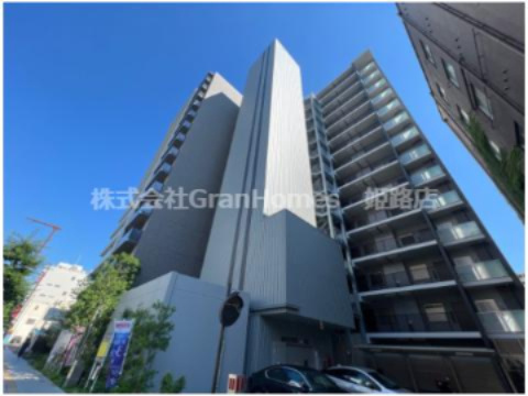 ウエリス姫路の外観