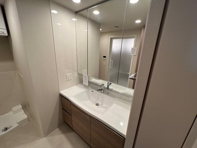 ウエリス姫路の独立洗面台