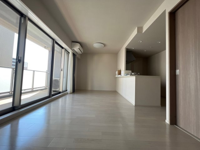 ウエリス姫路の居間・リビング