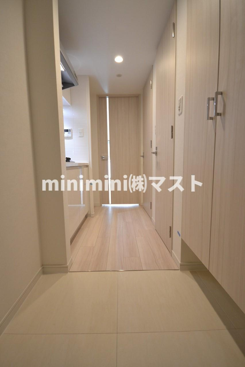 エスレジデンス阿波座ＷＥＳＴの玄関