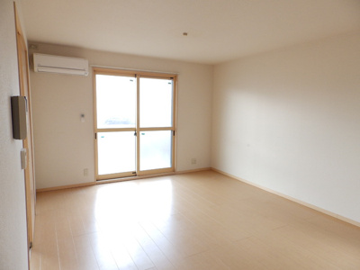 【居間・リビング】 | インペリアル神原 C棟