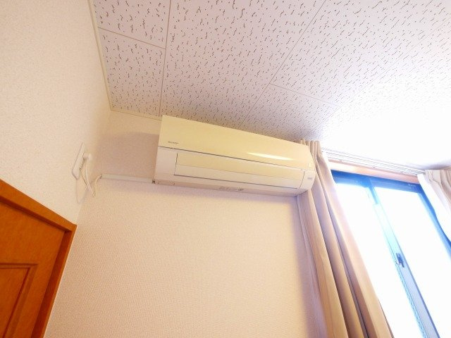 レオパレスプランタの設備|エアコン付きです