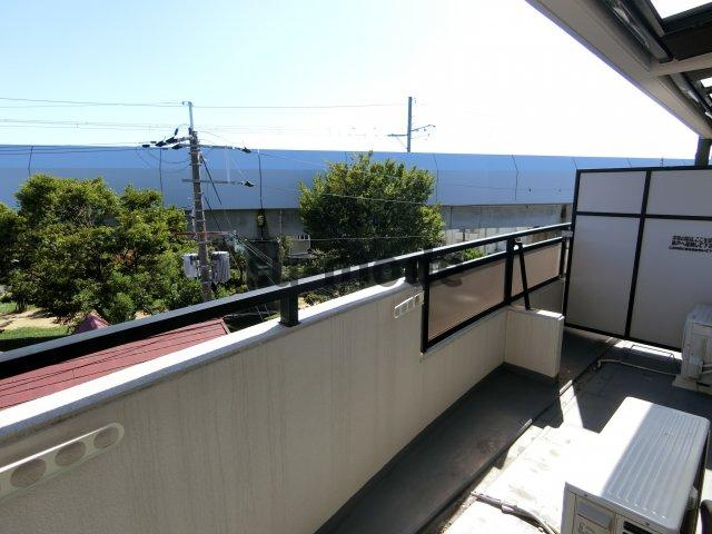 ゼアス真砂のバルコニー|別部屋写真
