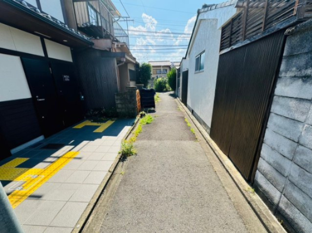 伏・深草稲荷鳥居前町の前面道路含む現地写真|ご内覧可能です！お気軽にお問い合わせくださいませ♪