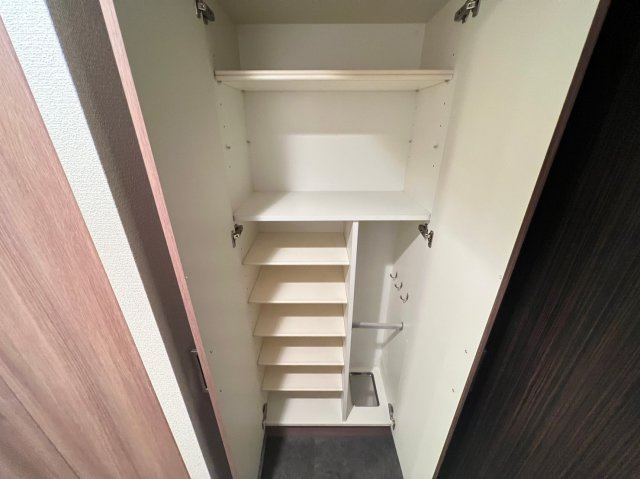 プレサンスタワー北浜の収納