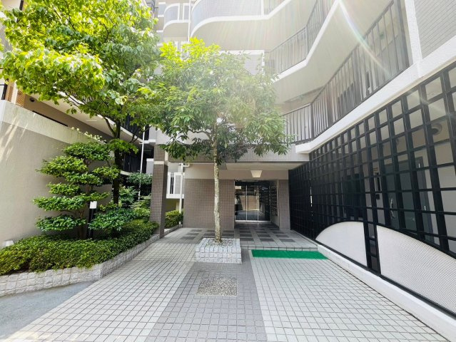 コスモ桃山南口　のその他|現状空き家のためすぐにご内覧が可能です！
火曜水曜も休まず営業しております♪