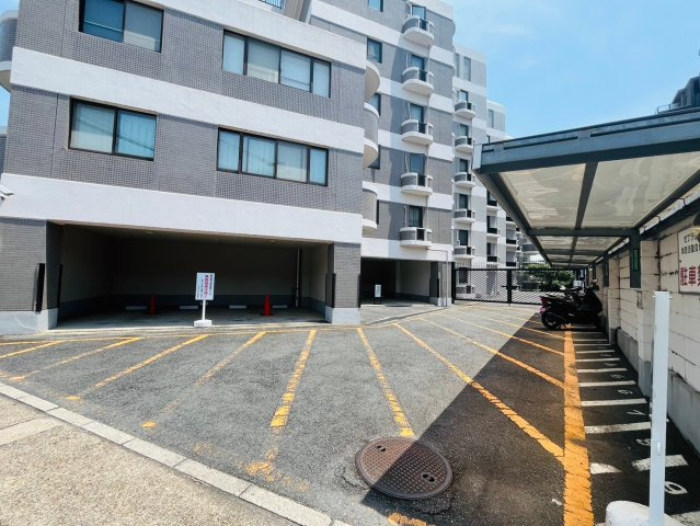 コスモ桃山南口　のその他|弊社は経験豊富なスタッフのみで運営しておりますので普通では「気付かない」「わからない」「想像できない」ような事までご提案ができるよう常に心掛けております。
