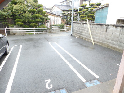【駐車場】 | エステート野原 | 駐車場完備です