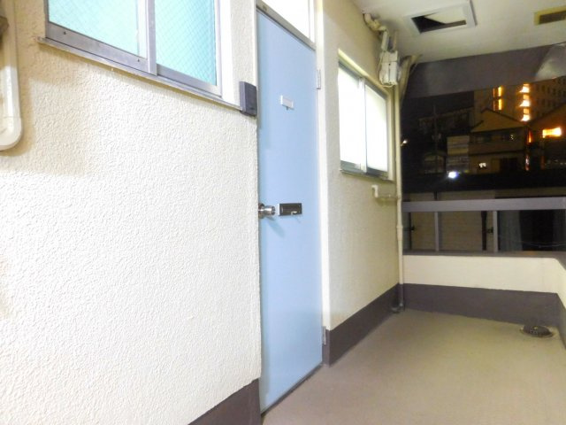 大原マンションのロビー