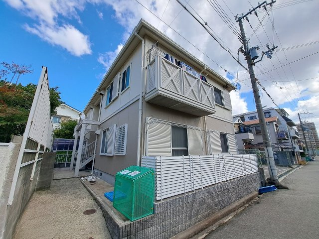 アイビーハイツの外観