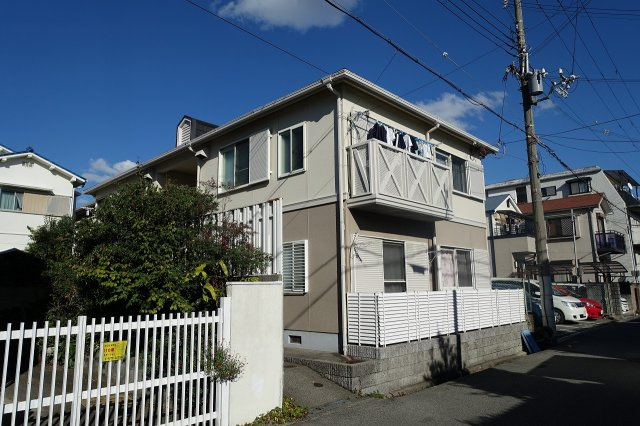 アイビーハイツの外観