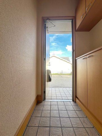 calme court津之江C棟の玄関