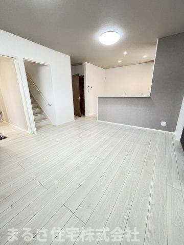 昭和町　新築ZEH戸建の居間・リビング