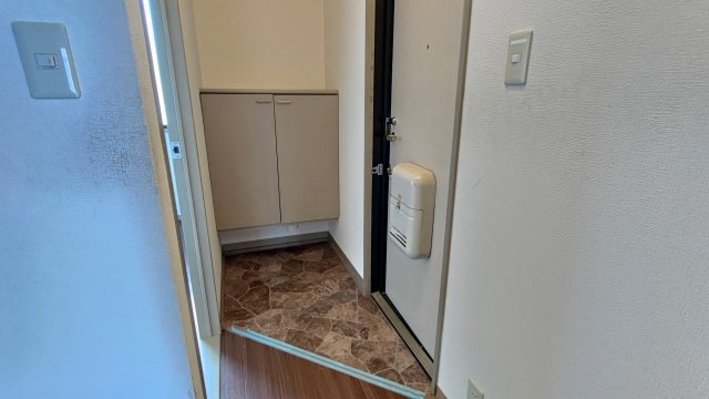 グレースハイムＢ棟の玄関