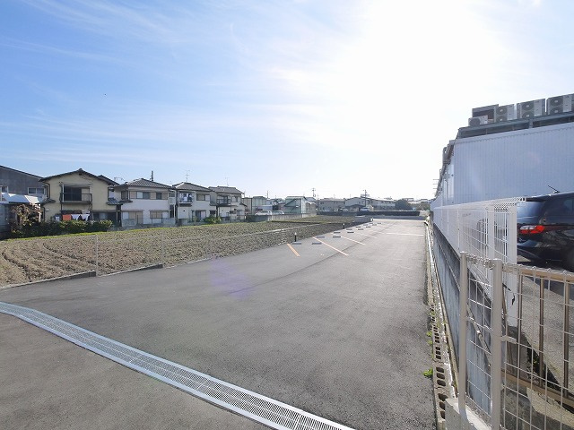 クレイノ蓬莱の駐車場|駐車場完備です