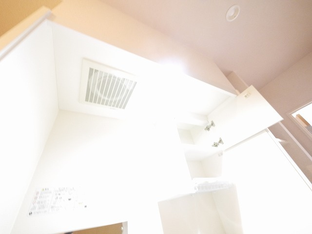 クレイノ蓬莱のキッチン|コンパクトなキッチンで掃除もラクラク