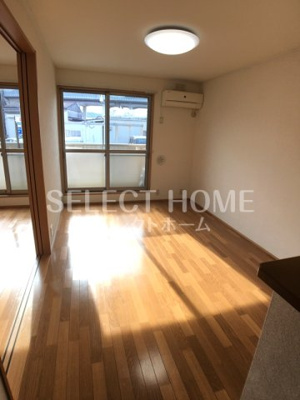 【寝室】 | レトア仲田 | 広くて明るい寝室