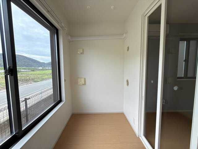 ソレイユＡの玄関