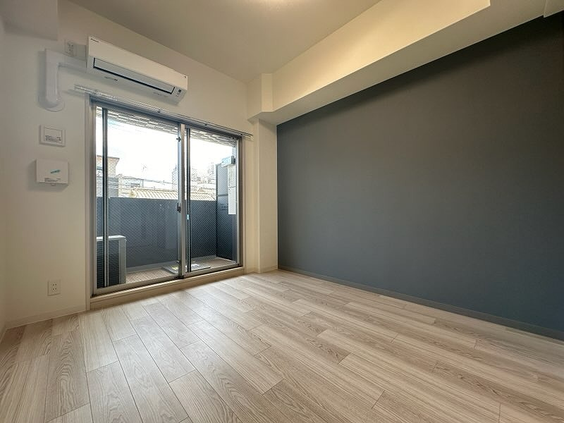 プレサンスOSAKA東成中本ハーヴィルの居間・リビング