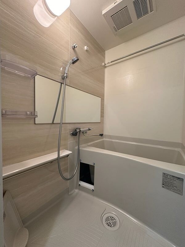 プレサンスOSAKA東成中本ハーヴィルの浴室