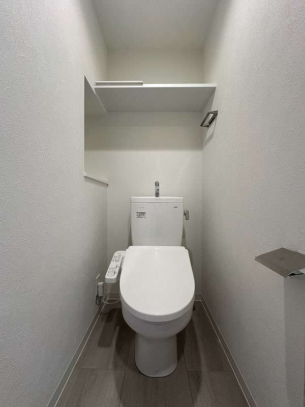 プレサンスOSAKA東成中本ハーヴィルのトイレ